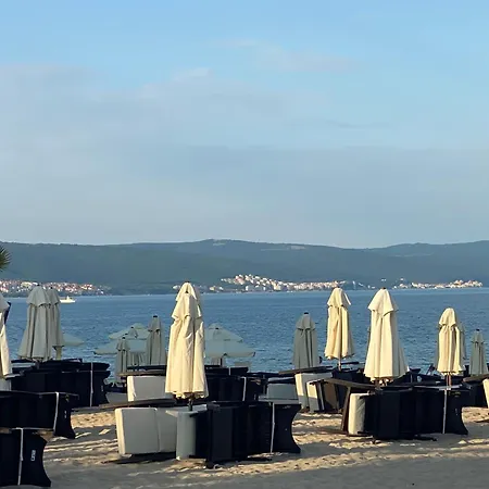 Paradiso 'в' 102 Private Sea View