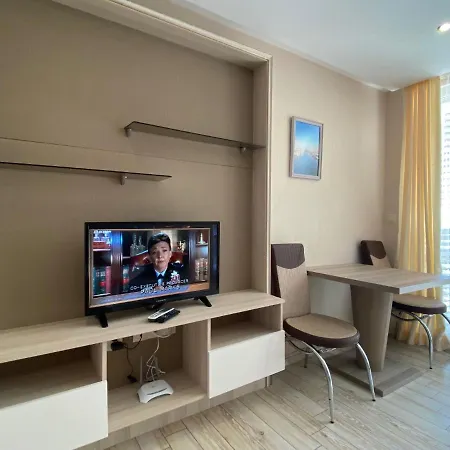 Paradiso 'в' 102 Private Sea View Apartament *