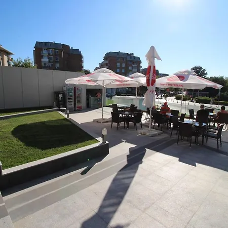 Paradiso 'в' 102 Private Sea View Apartament *